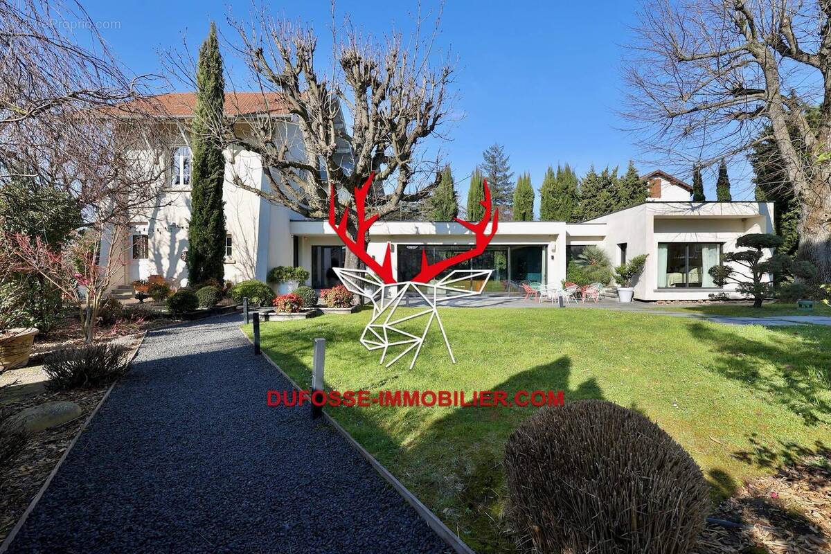 Photo 1 - Maison à FONTAINES-SUR-SAONE