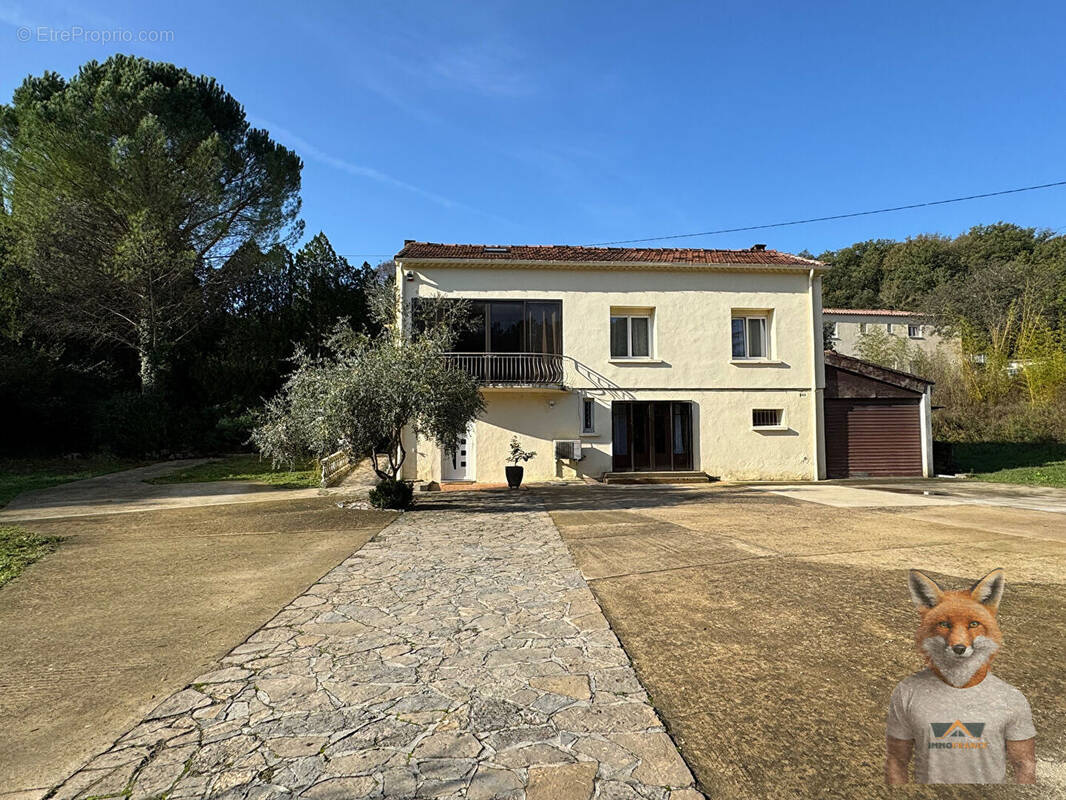 Maison à VEZENOBRES