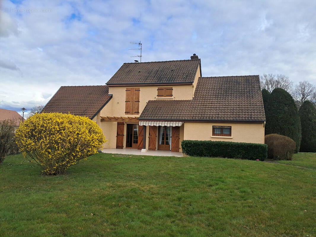 Photo 1 - Maison à SAINT-LOUP-GEANGES