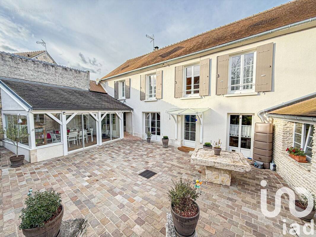 Photo 1 - Maison à MAGNY-EN-VEXIN