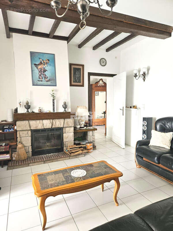 Maison à SAULTY