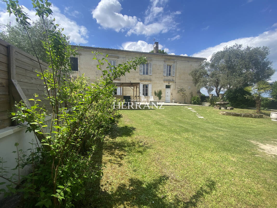 Maison à NERIGEAN