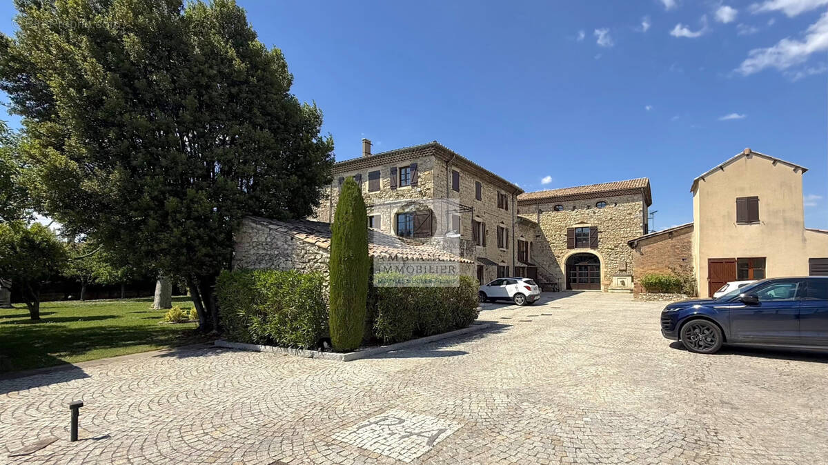 Maison à LIVRON-SUR-DROME