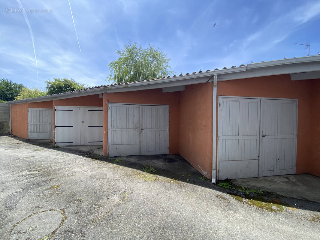 Parking à TARBES