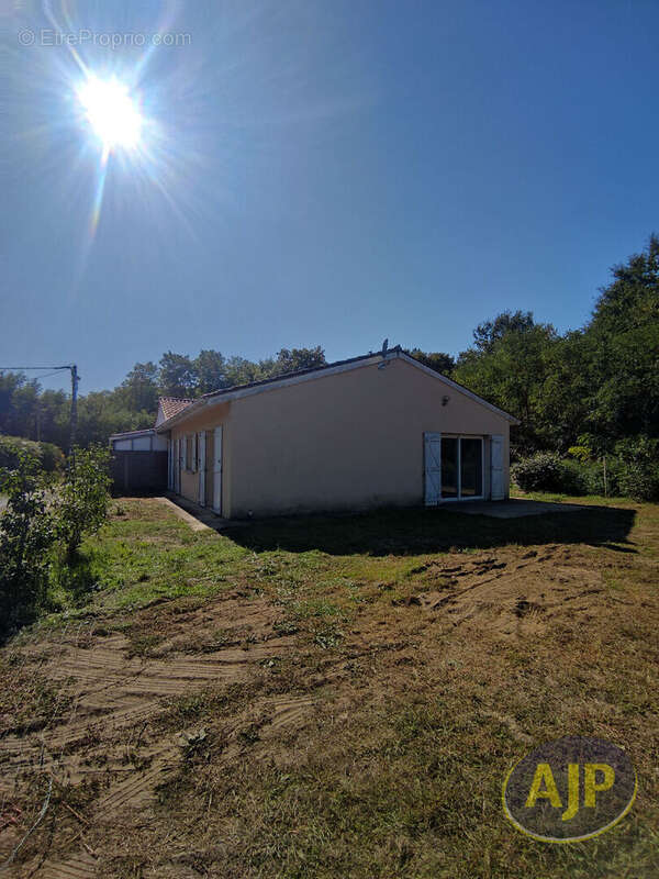 Maison à SAINT-LAURENT-MEDOC