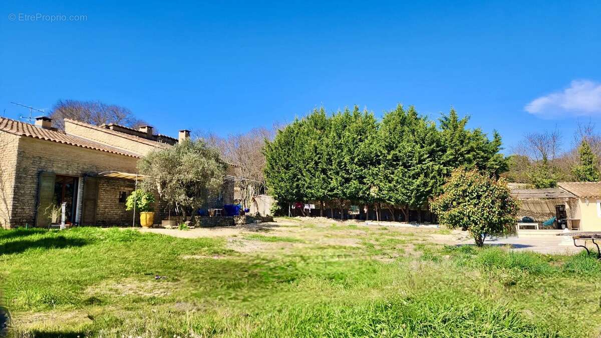 Maison à GOULT