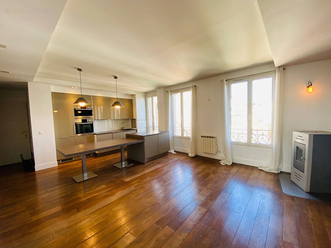 Appartement à NOGENT-SUR-MARNE