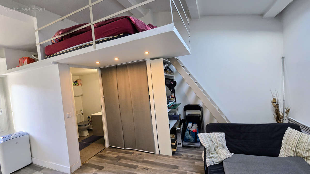 Appartement à MARSEILLE-9E