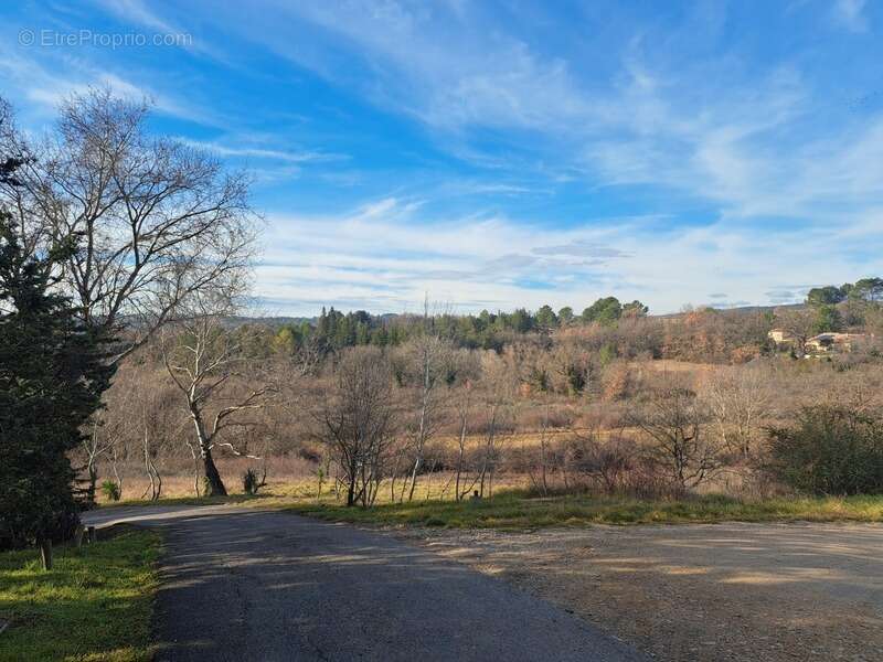 Terrain à PIERREVERT