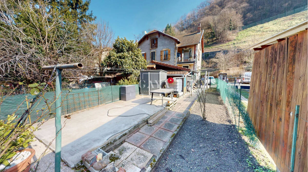 Appartement à DOMENE