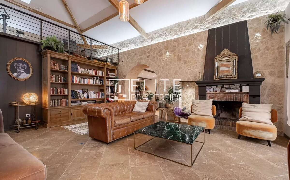 Maison à ANTIBES