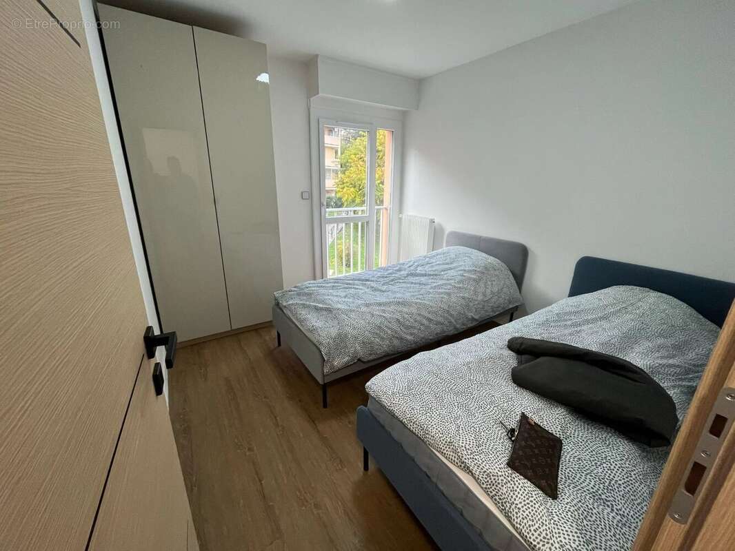 Appartement à VALLAURIS