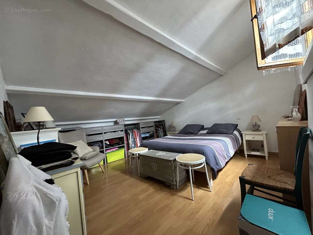 Appartement à SPERACEDES