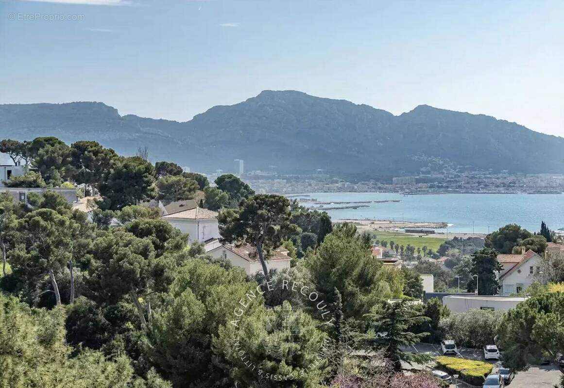 Appartement à MARSEILLE-8E