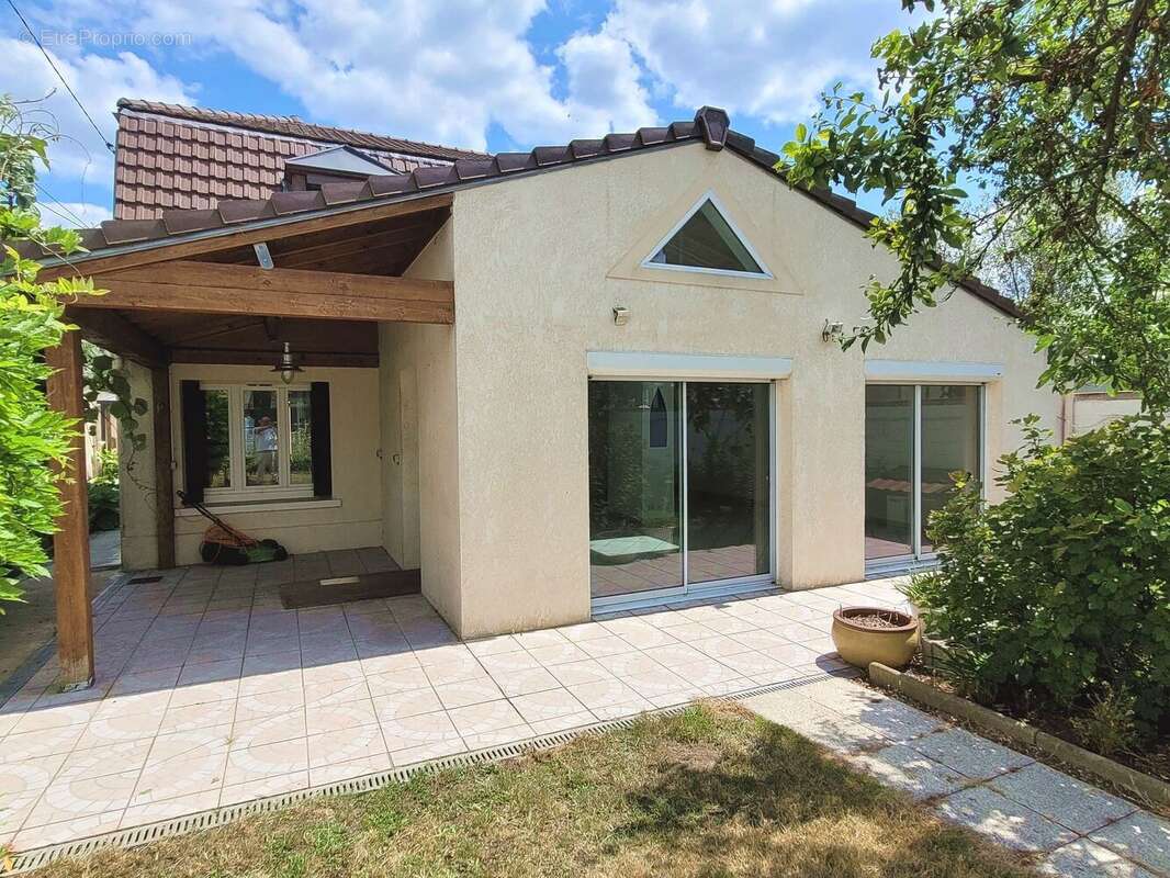 Maison à FRANCONVILLE