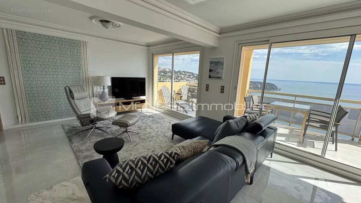 Appartement à ROQUEBRUNE-CAP-MARTIN