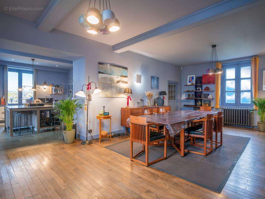 Maison à LYON-6E