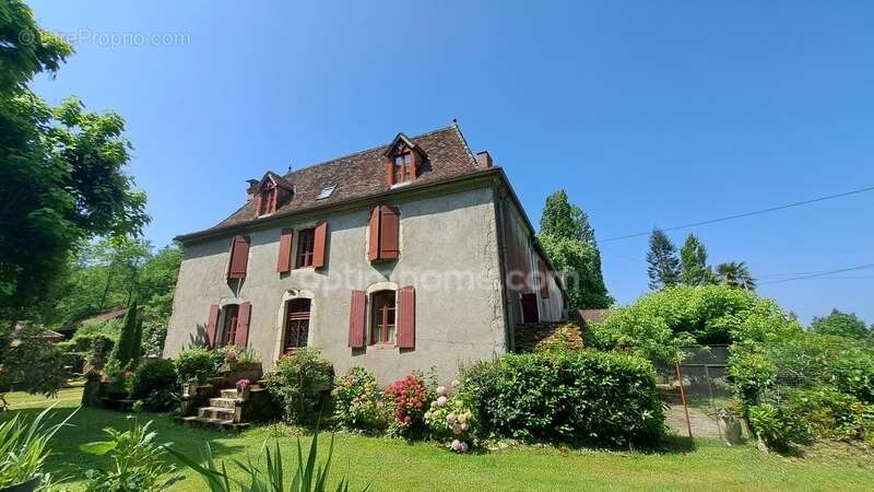 Maison à BELLOCQ