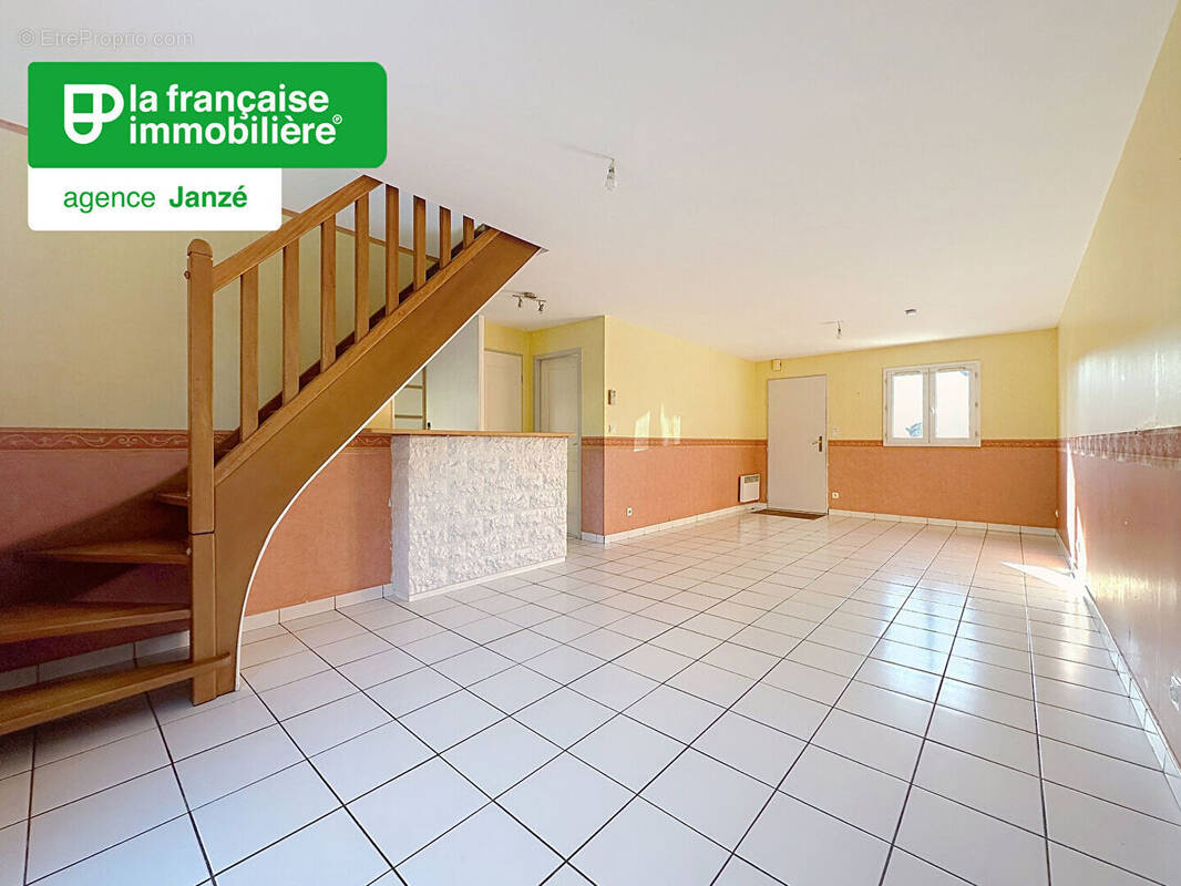 Maison à JANZE