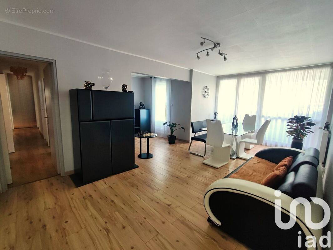 Photo 1 - Appartement à COMPIEGNE