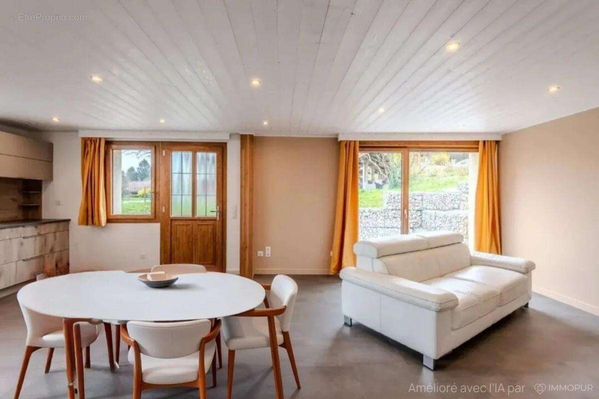 Appartement à EVIAN-LES-BAINS