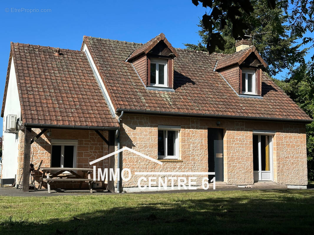 Maison à LA FERTE-MACE