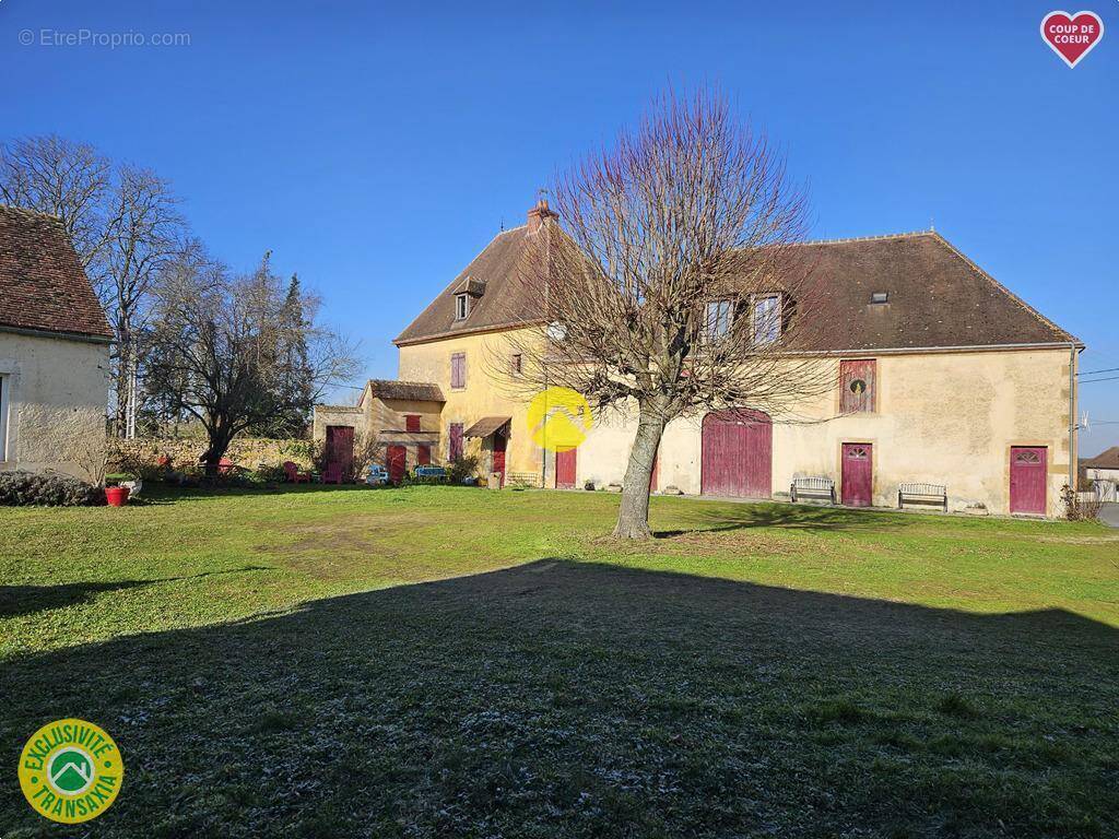 Maison à CHATEAUMEILLANT