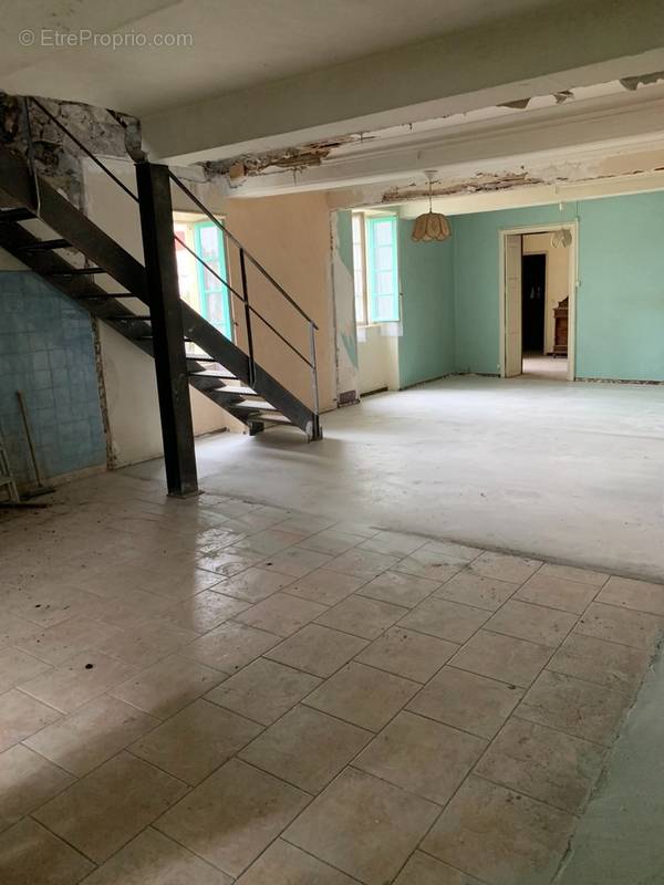 Appartement à SAINT-GENIES-DE-MALGOIRES
