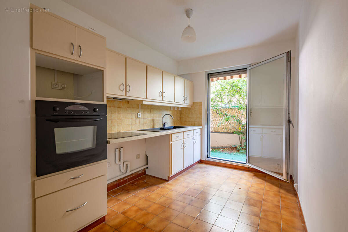 Appartement à SAINT-RAPHAEL