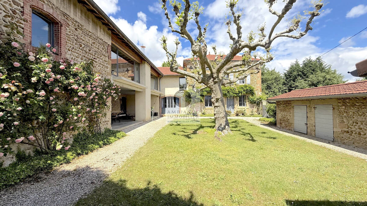 Maison à MERCUROL