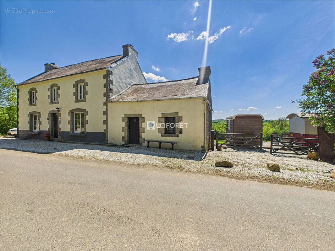Maison à PLONEVEZ-DU-FAOU