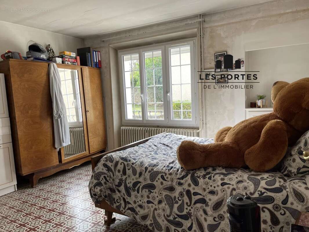 Maison à VERT-LE-GRAND