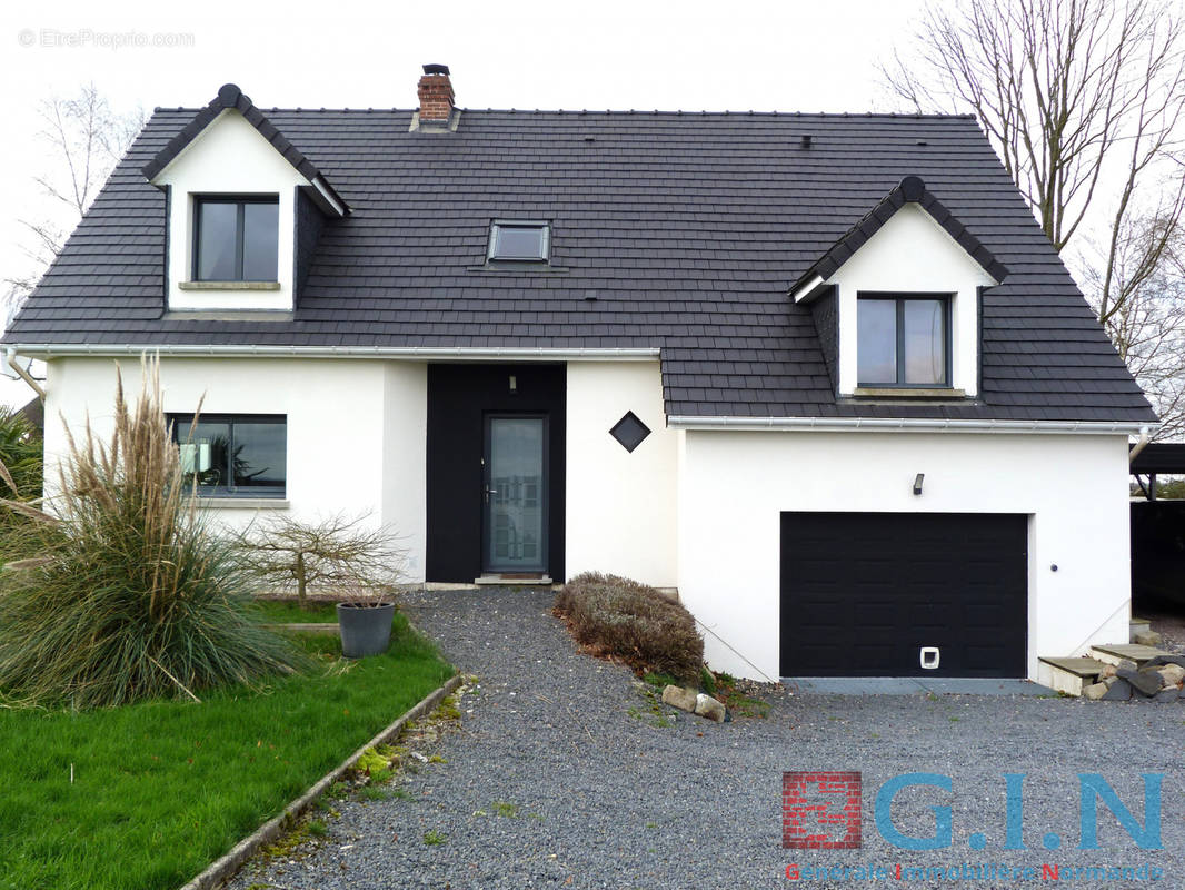 Maison à DUCLAIR