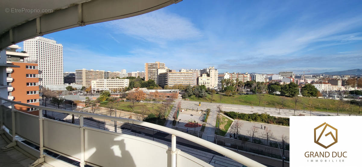Appartement à MARSEILLE-8E