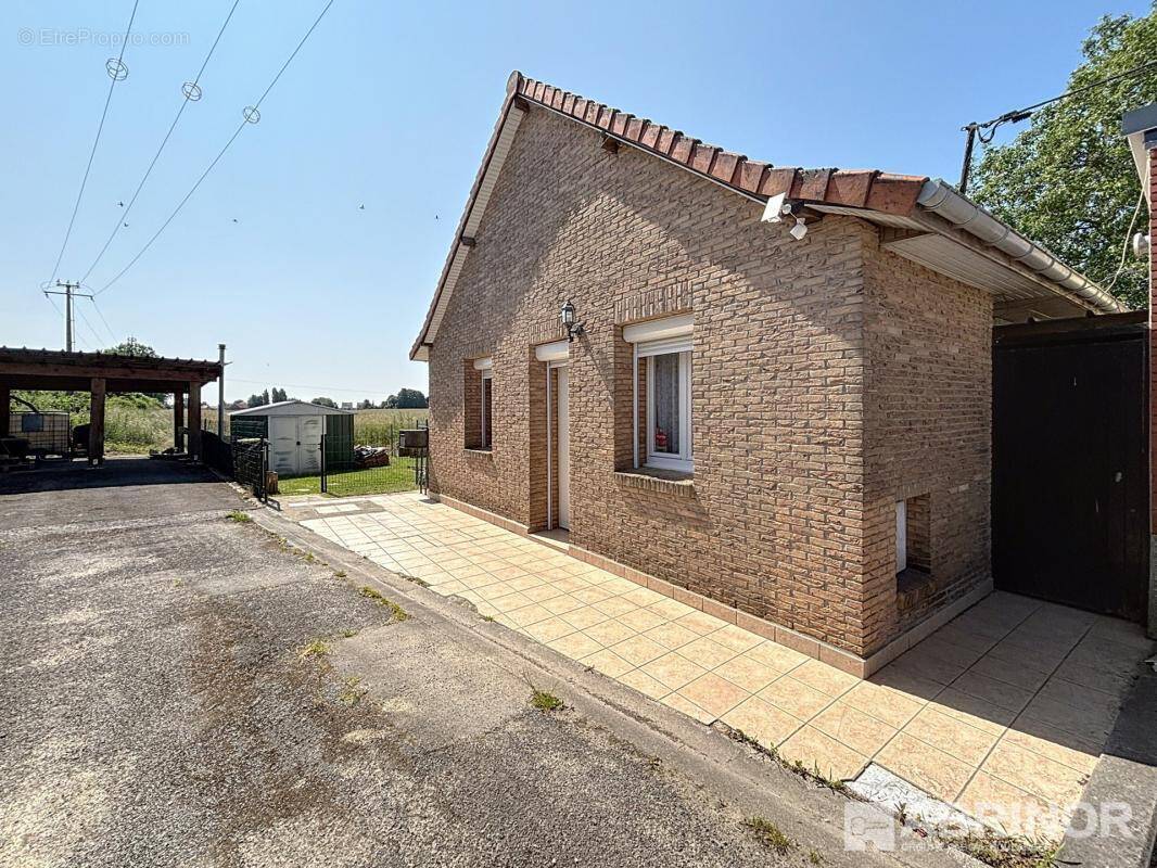 Maison à ANNOEULLIN