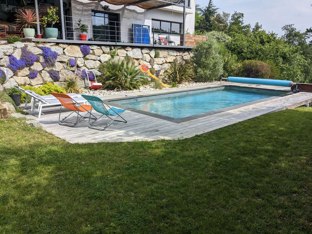 Maison à SAINT-PERAY