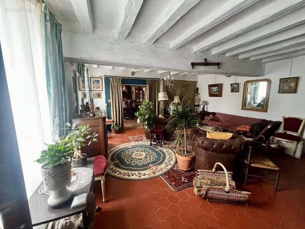 Maison à COURTENAY