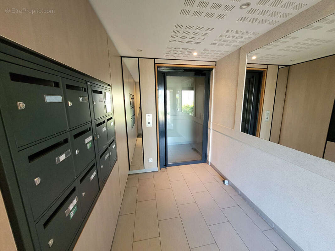Appartement à FLEURY-LES-AUBRAIS