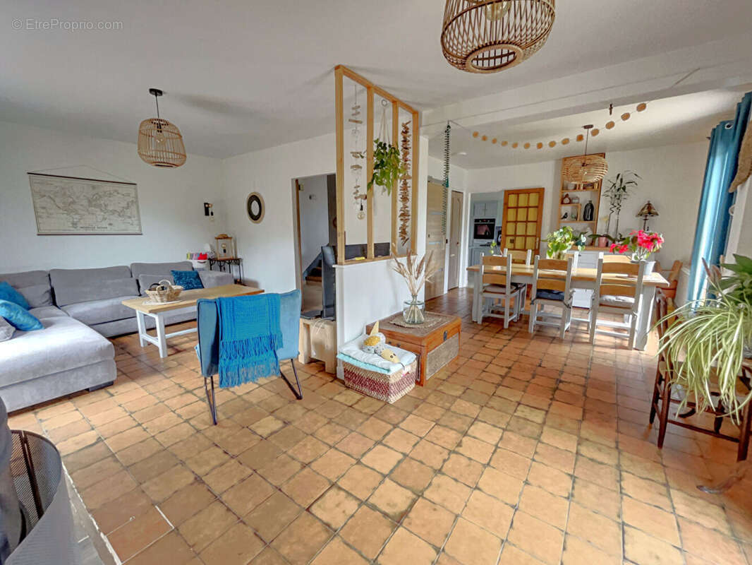 Maison à EPERNON