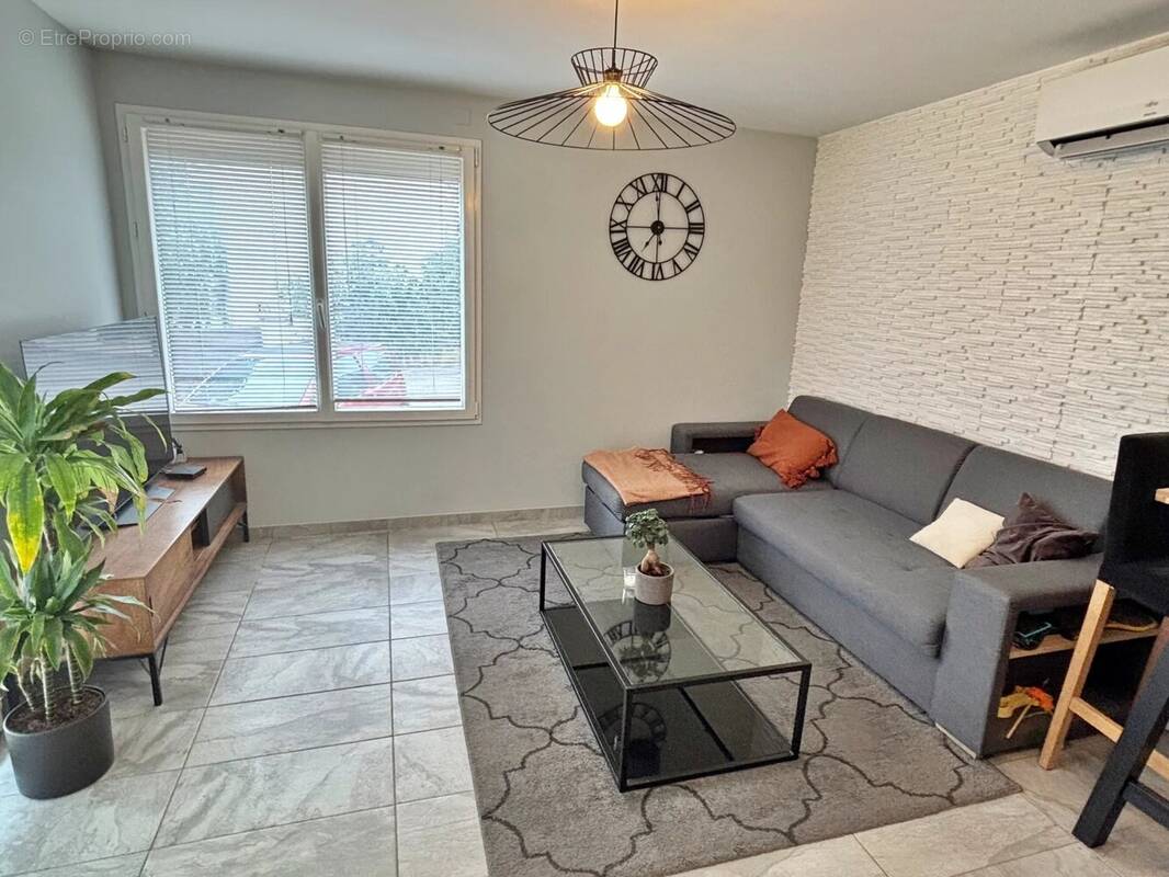 Appartement à FREJUS
