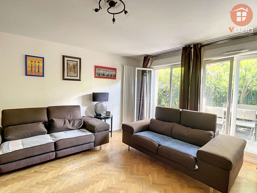 Appartement à SURESNES