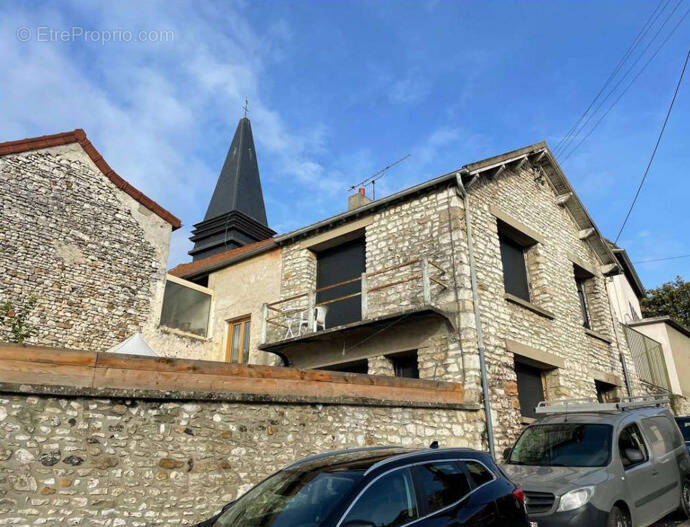 Maison à GUERNES
