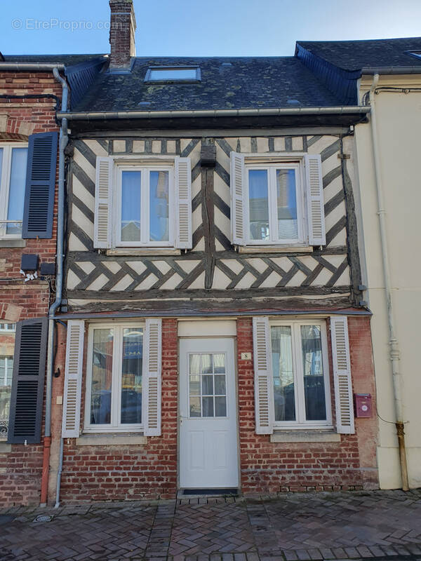 Maison à PONT-L&#039;EVEQUE