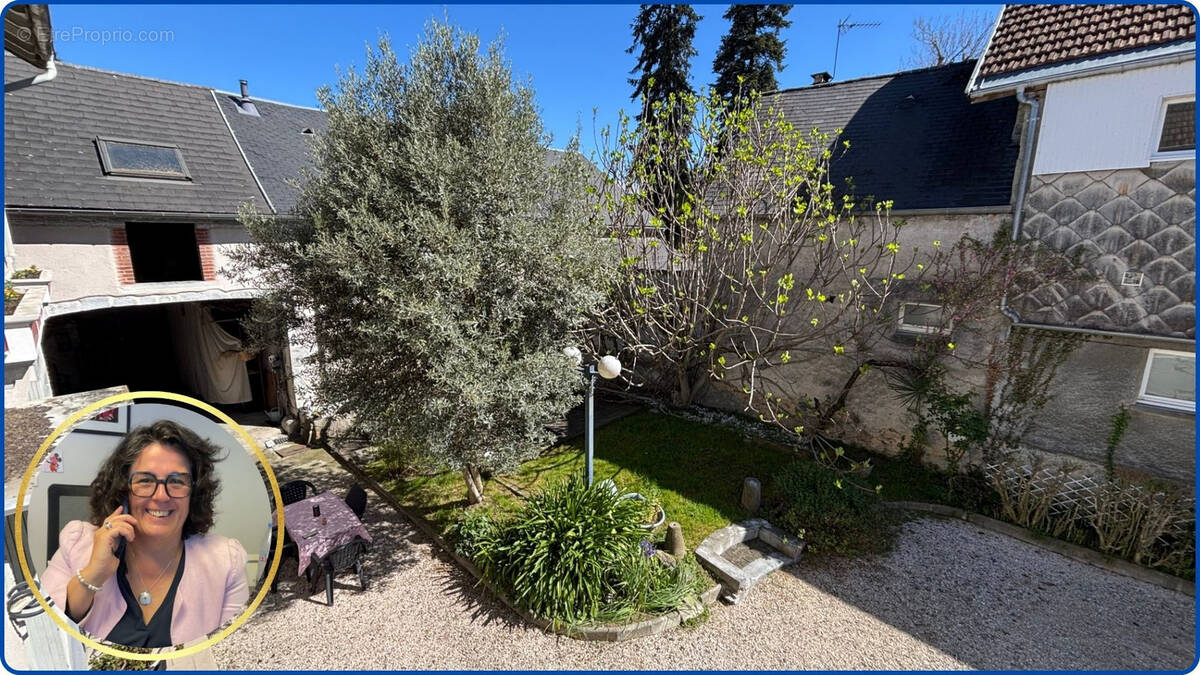 Maison à PONTACQ