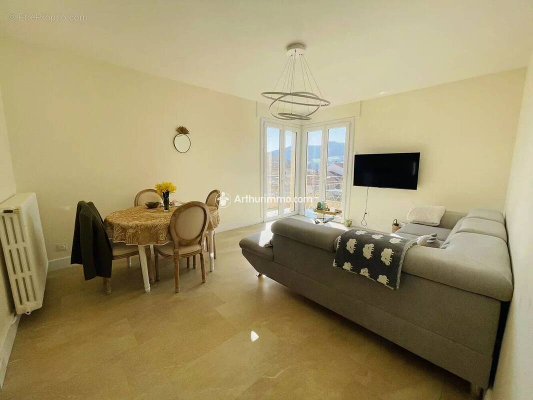 Appartement à MILLAU