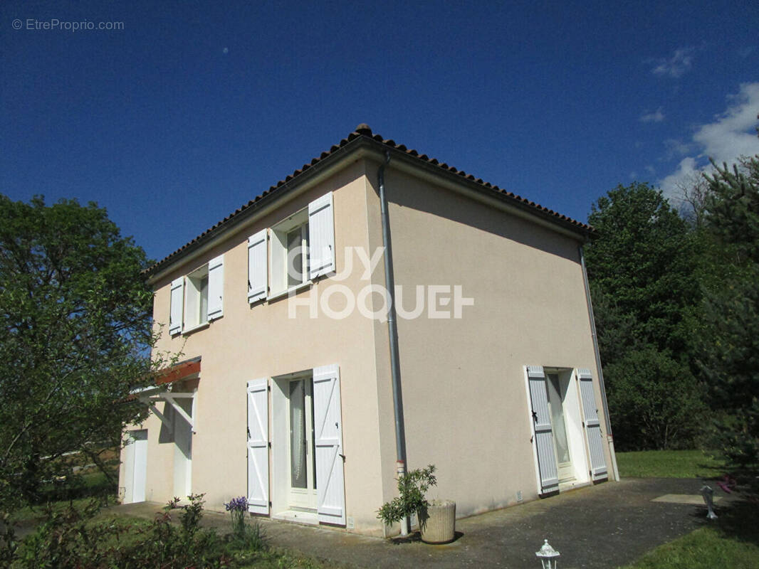 Maison à LAVOUTE-CHILHAC