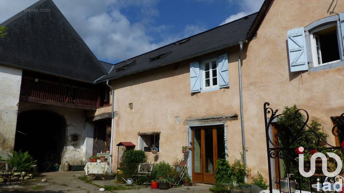 Photo 1 - Maison à OGEU-LES-BAINS
