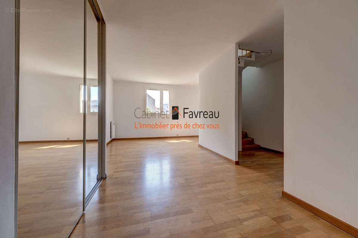 Appartement à LE KREMLIN-BICETRE