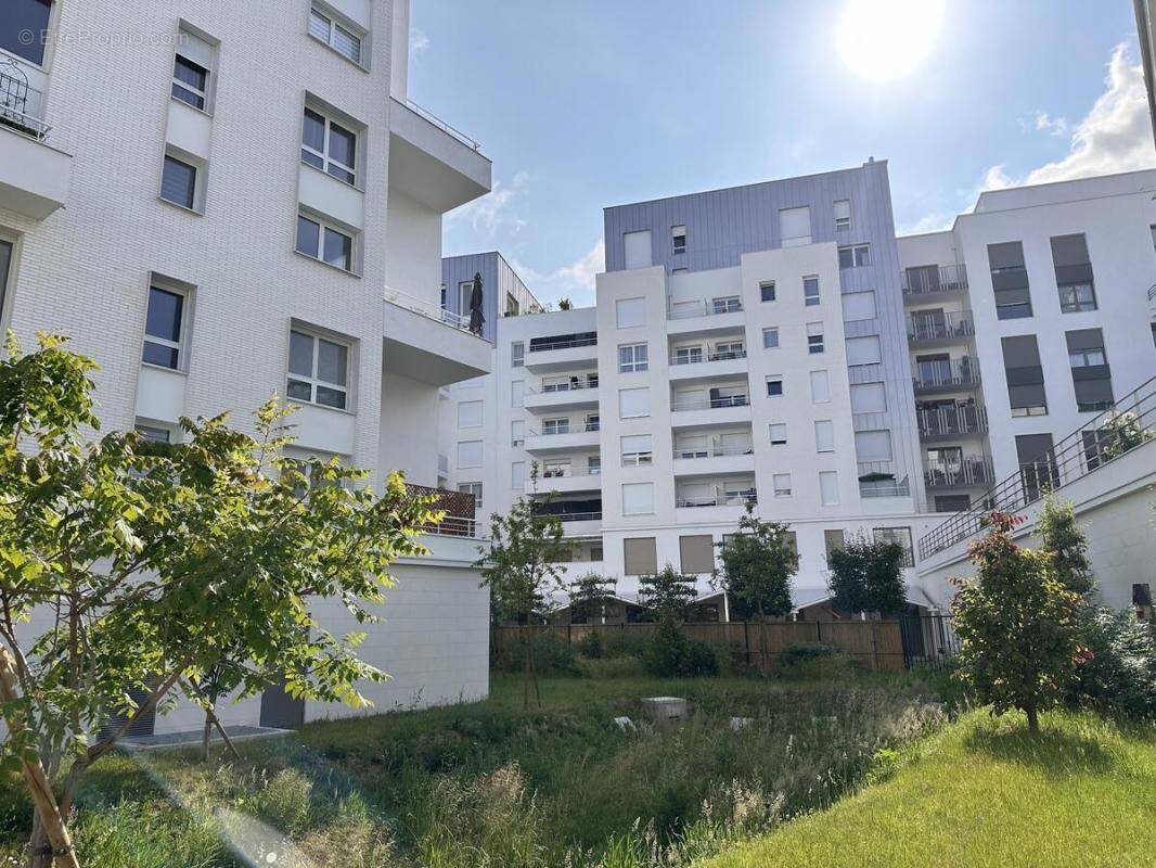 Appartement à COLOMBES