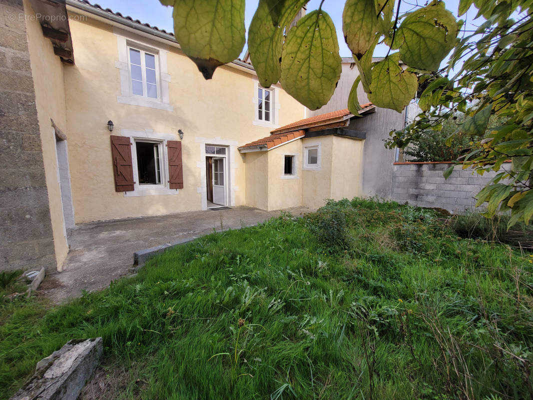Maison à ARZACQ-ARRAZIGUET
